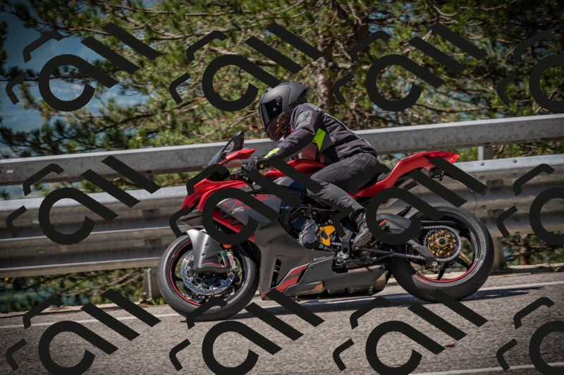 20250601105540-Z62_4611_am_