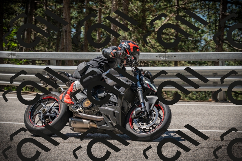 20250601112235-Z62_5073_am_