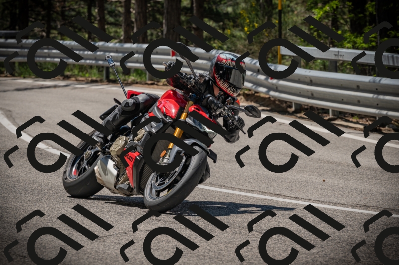 20250601113208-Z62_5211_am_