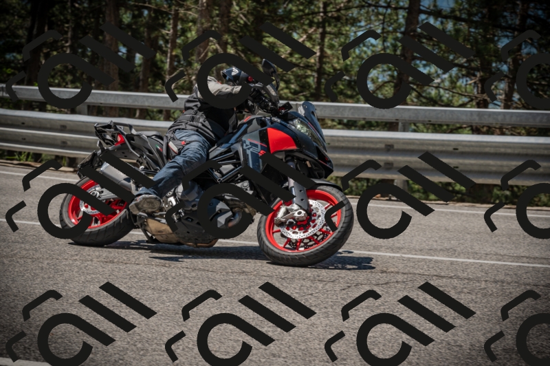 20250601113209-Z62_5214_am_