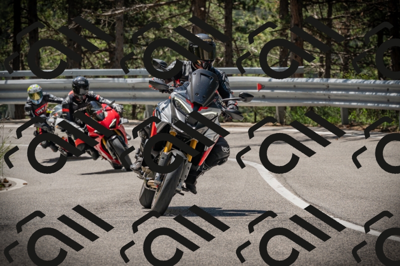 20250601114030-Z62_5333_am_