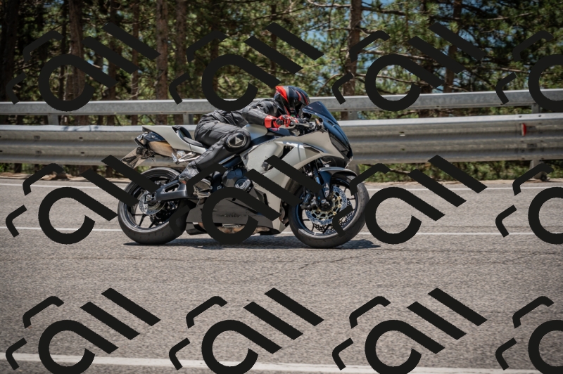 20250601123207-_Z626292_am_