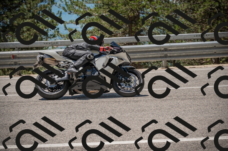 20250601123208-_Z626293_am_