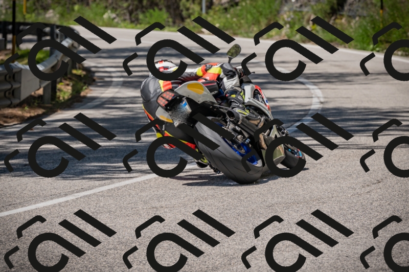 20250601123257-_Z626317_am_