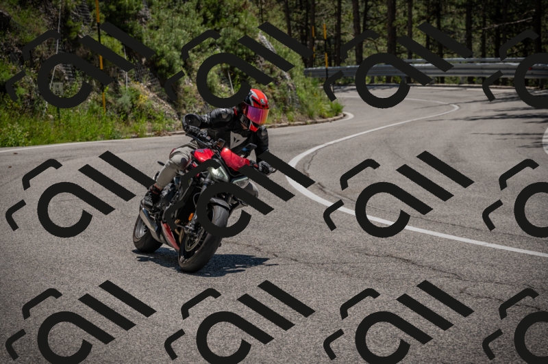 20250601123534-_Z626375_am_