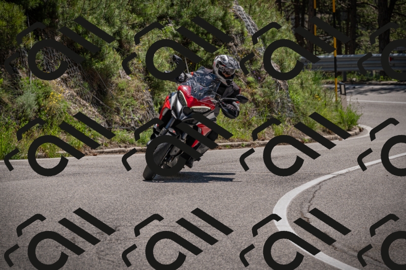 20250601123540-_Z626377_am_