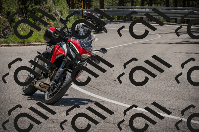 20250601123541-_Z626378_am_