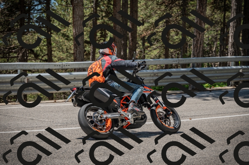 20250601123834-_Z626443_am_