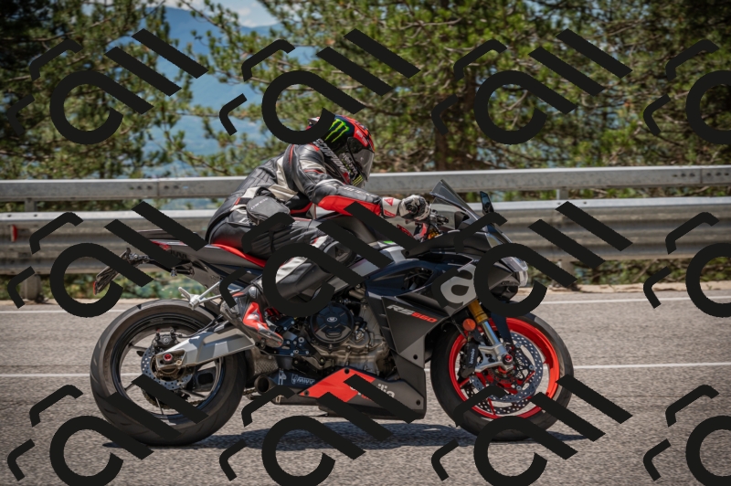 20250601124447-_Z626578_am_