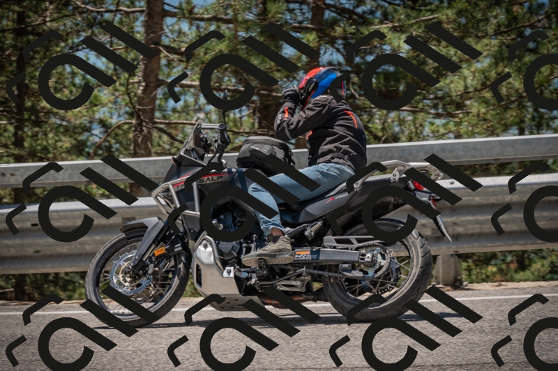 20250601124706-_Z626610_am_