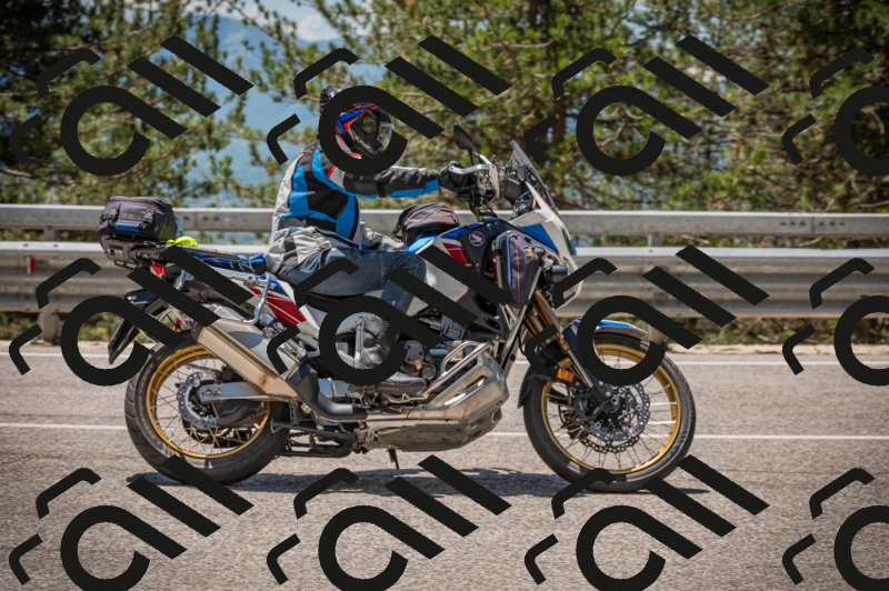 20250601124958-_Z626684_am_