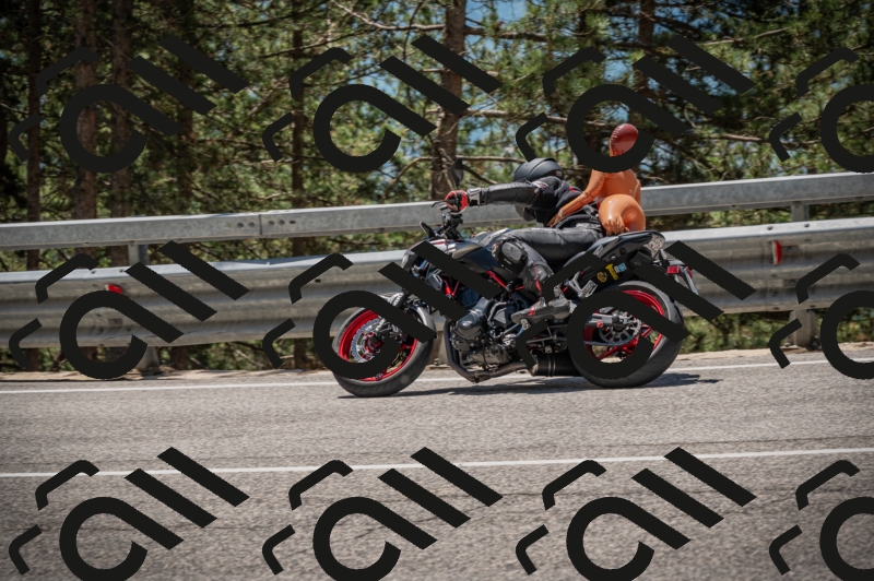 20250601125109-_Z626717_am_