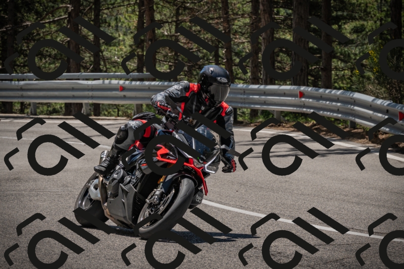 20250601120553-Z62_5768_am_