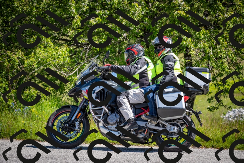 202505311033-DSC_4195_c2