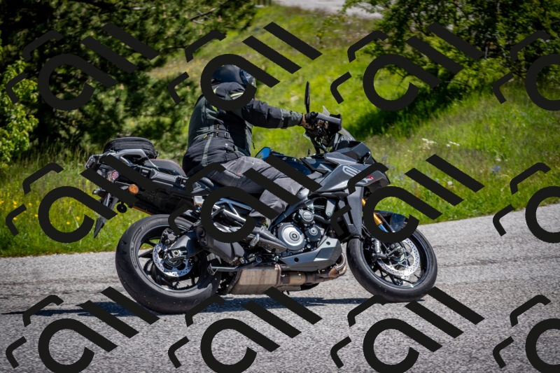 202505311118-DSC_4397_c2