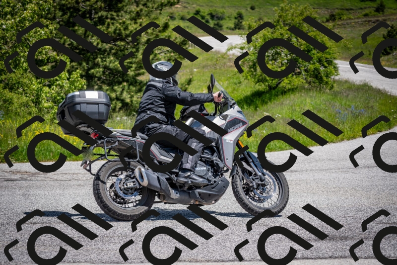 202505311236-DSC_4951_c2