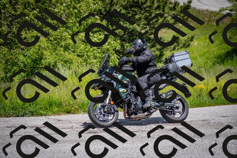 202505311243-DSC_5015_c2