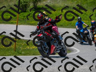 202506011205-M22_8806_m2_