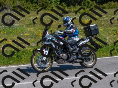 202506011048-M01_9716_m1_