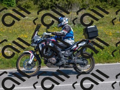 202506011048-M01_9717_m1_