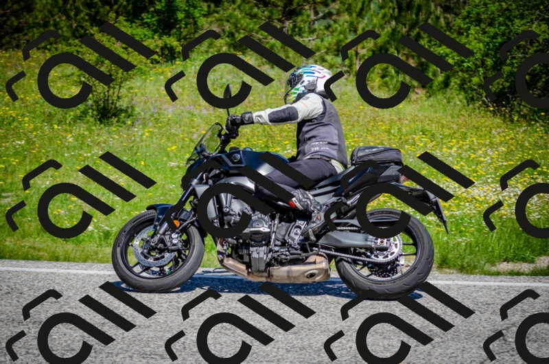 202506011111-DSC_3032_c2