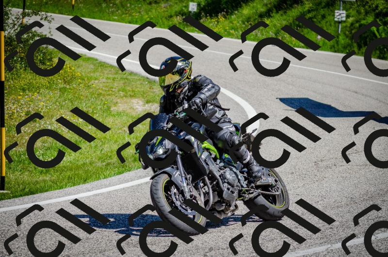 202506011111-DSC_3044_c2