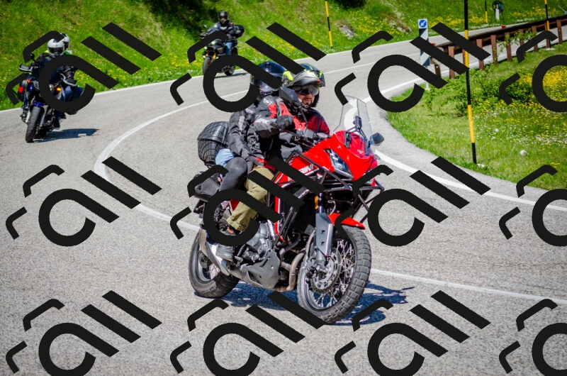 202506011112-DSC_3056_c2