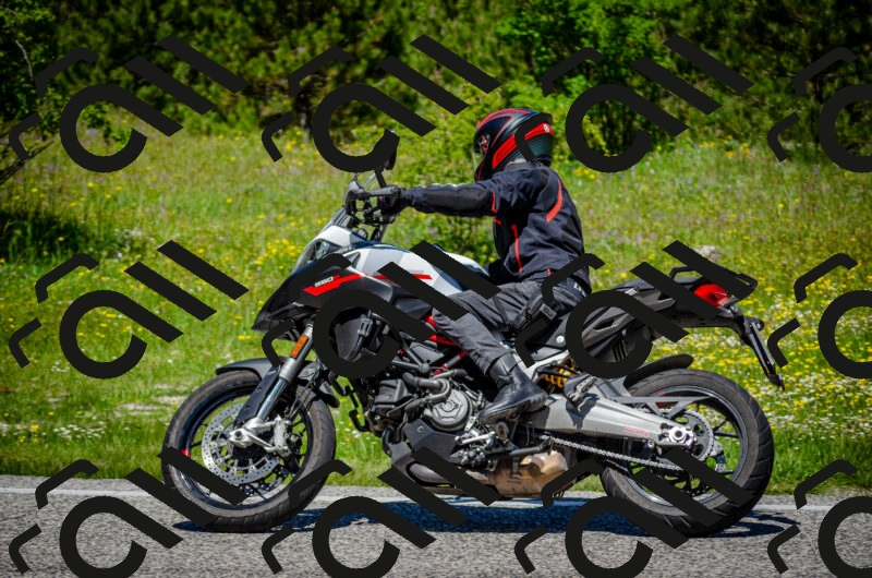 202506011221-DSC_4066_c2