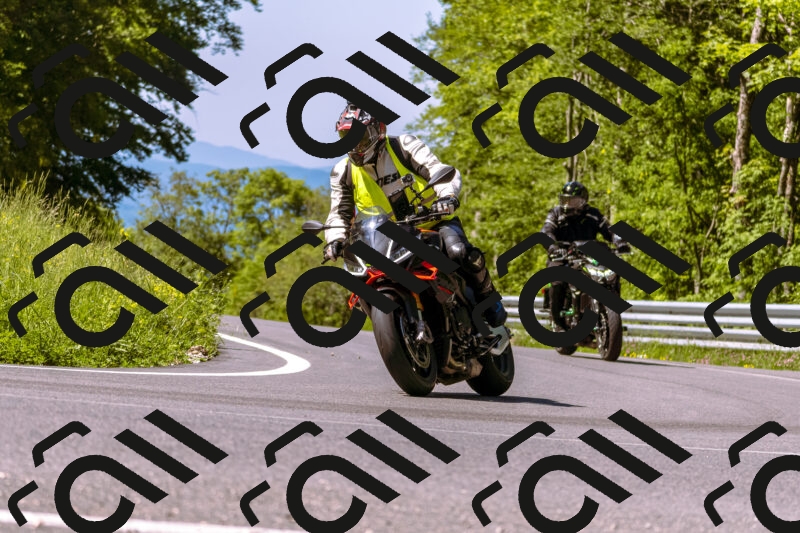 202506011045_DSC6299_d1_