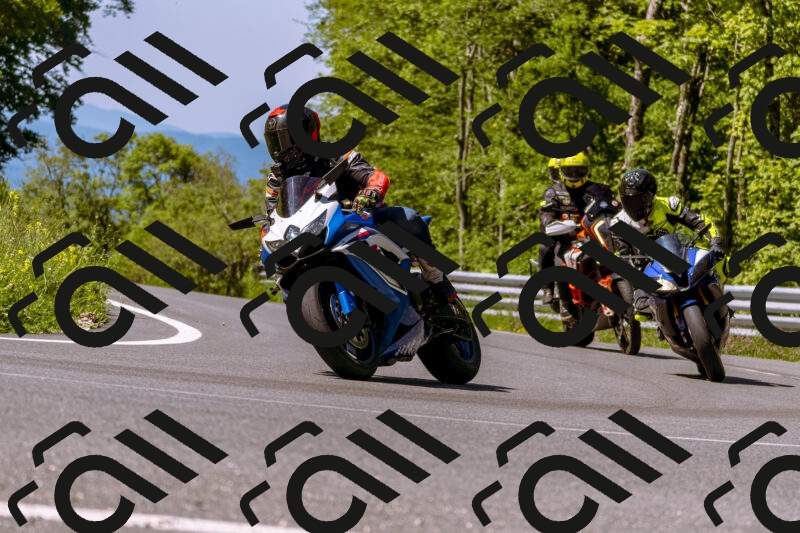 202506011048_DSC6358_d1_