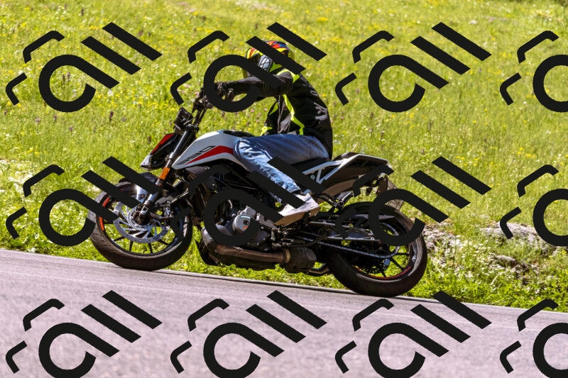 202506011050_DSC6389_d1_