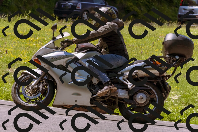 202506011051_DSC6408_d1_