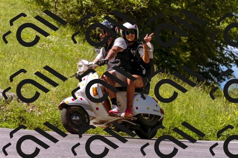 202506011052_DSC6410_d1_