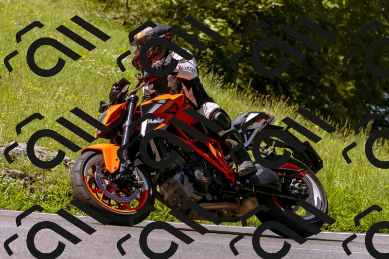 202506011054_DSC6422_d1_