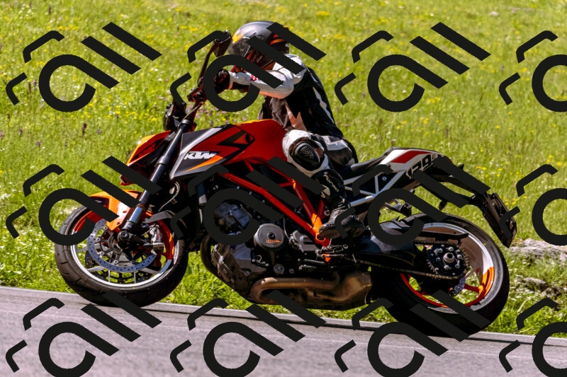 202506011054_DSC6423_d1_