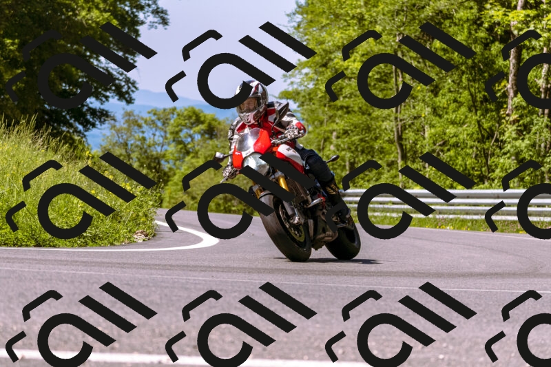 202506011054_DSC6424_d1_