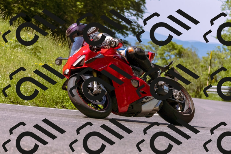 202506011058_DSC6458_d1_