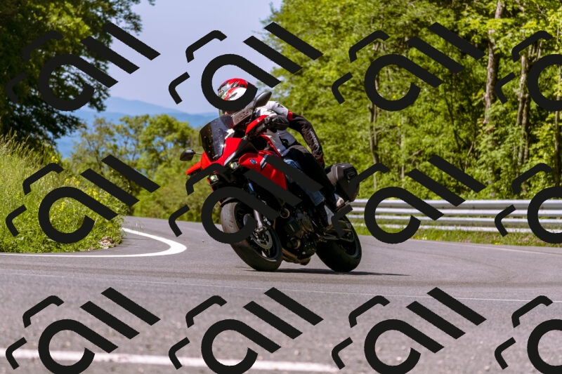 202506011059_DSC6462_d1_