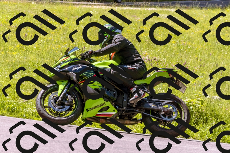 202506011105_DSC6524_d1_