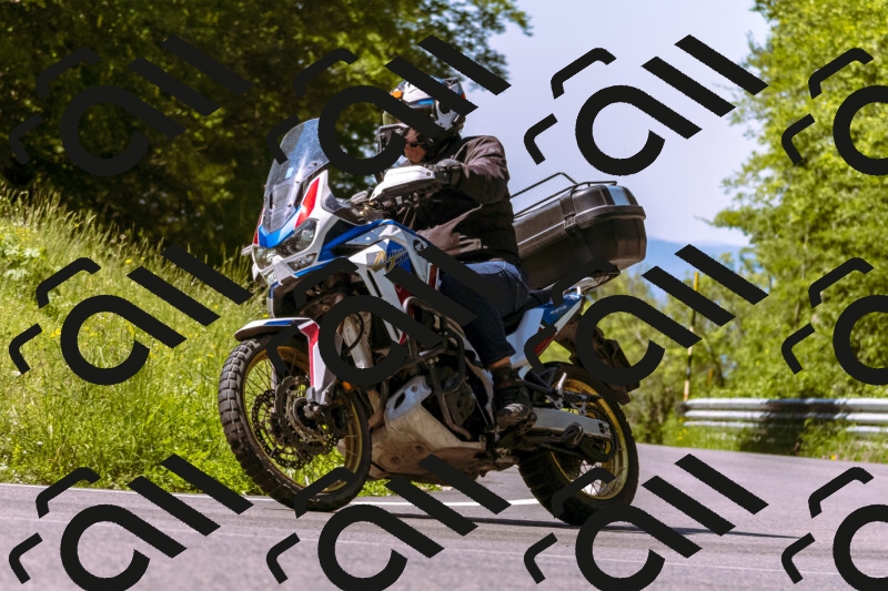 202506011105_DSC6528_d1_