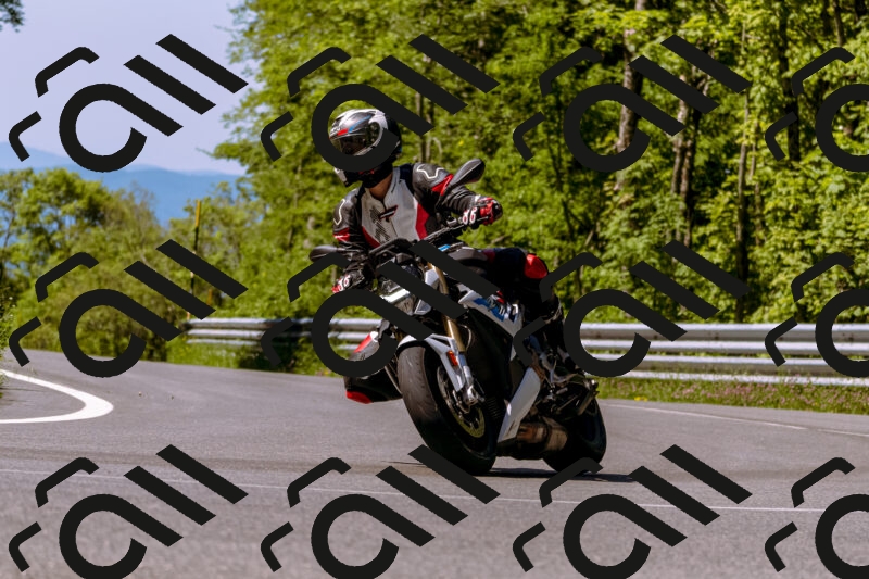 202506011106_DSC6530_d1_