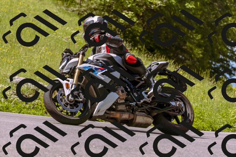 202506011106_DSC6532_d1_