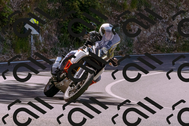 202506011108_DSC6561_d1_