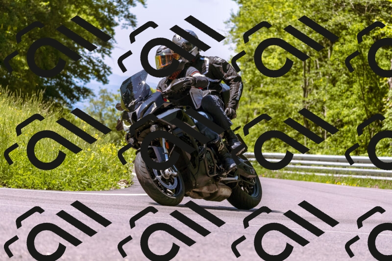 202506011135_DSC6772_d1_