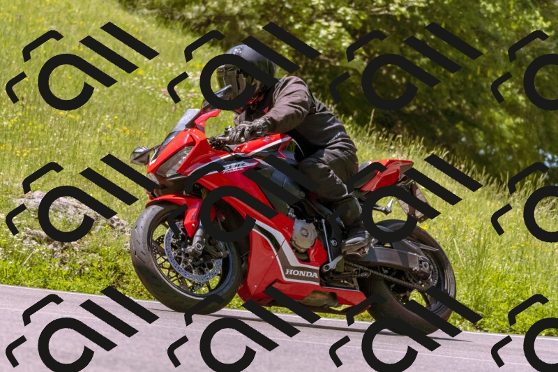 202506011152_DSC6881_d1_