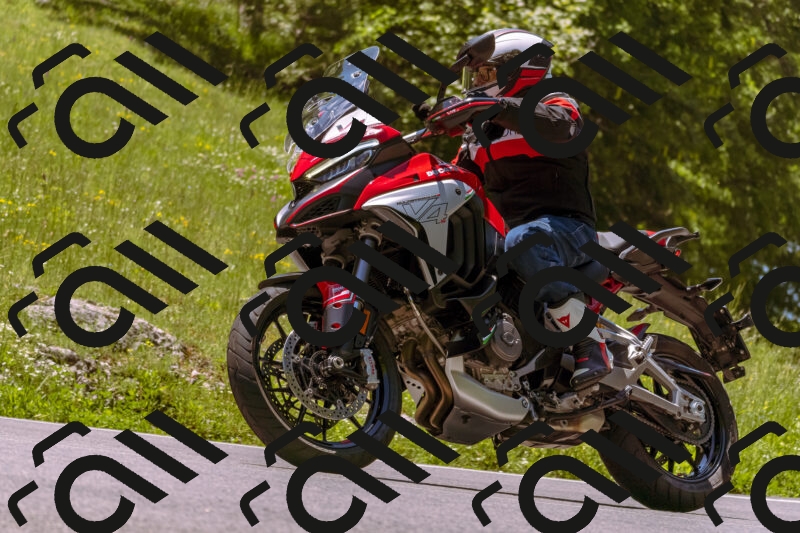 202506011226_DSC7039_d1_