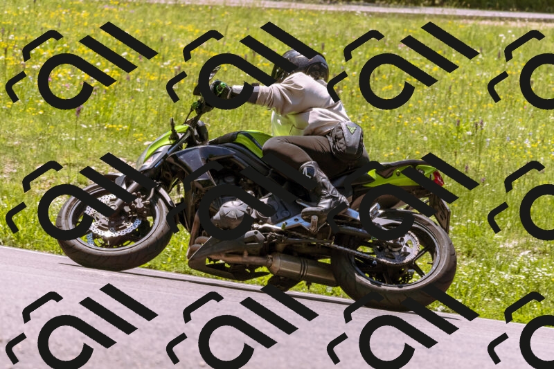 202506011226_DSC7042_d1_