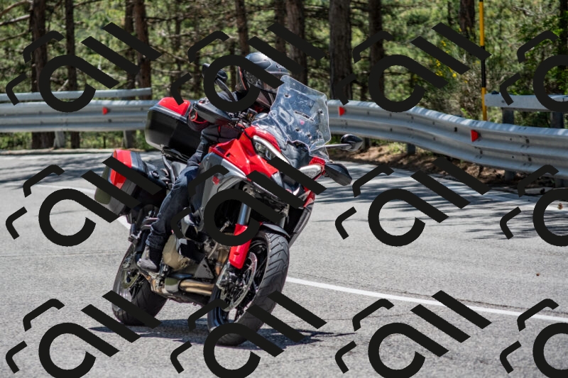 202506011307-DSC_5501_c4_