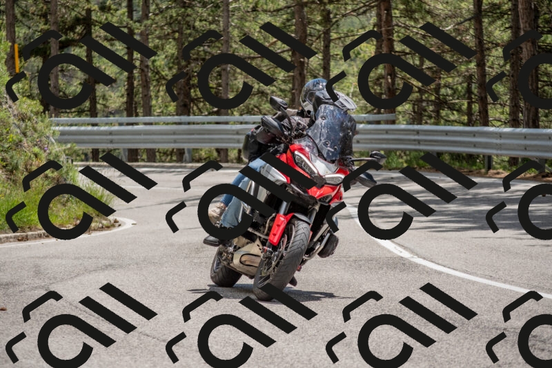 202506011340-DSC_5909_c4_