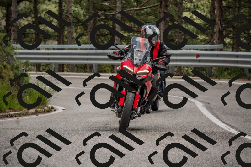 202506011433-DSC_6355_c4_